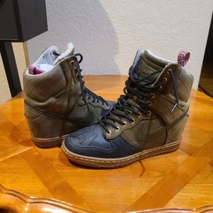 Nike Dunk Super Sky Hi Sneaker Boots